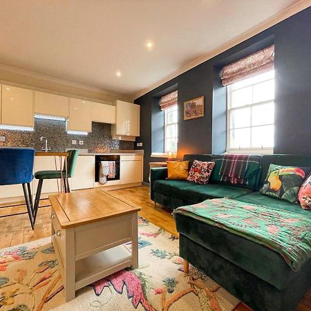 Lively & Energetic 2Br On The Royal Mile Lejlighed EDI Eksteriør billede